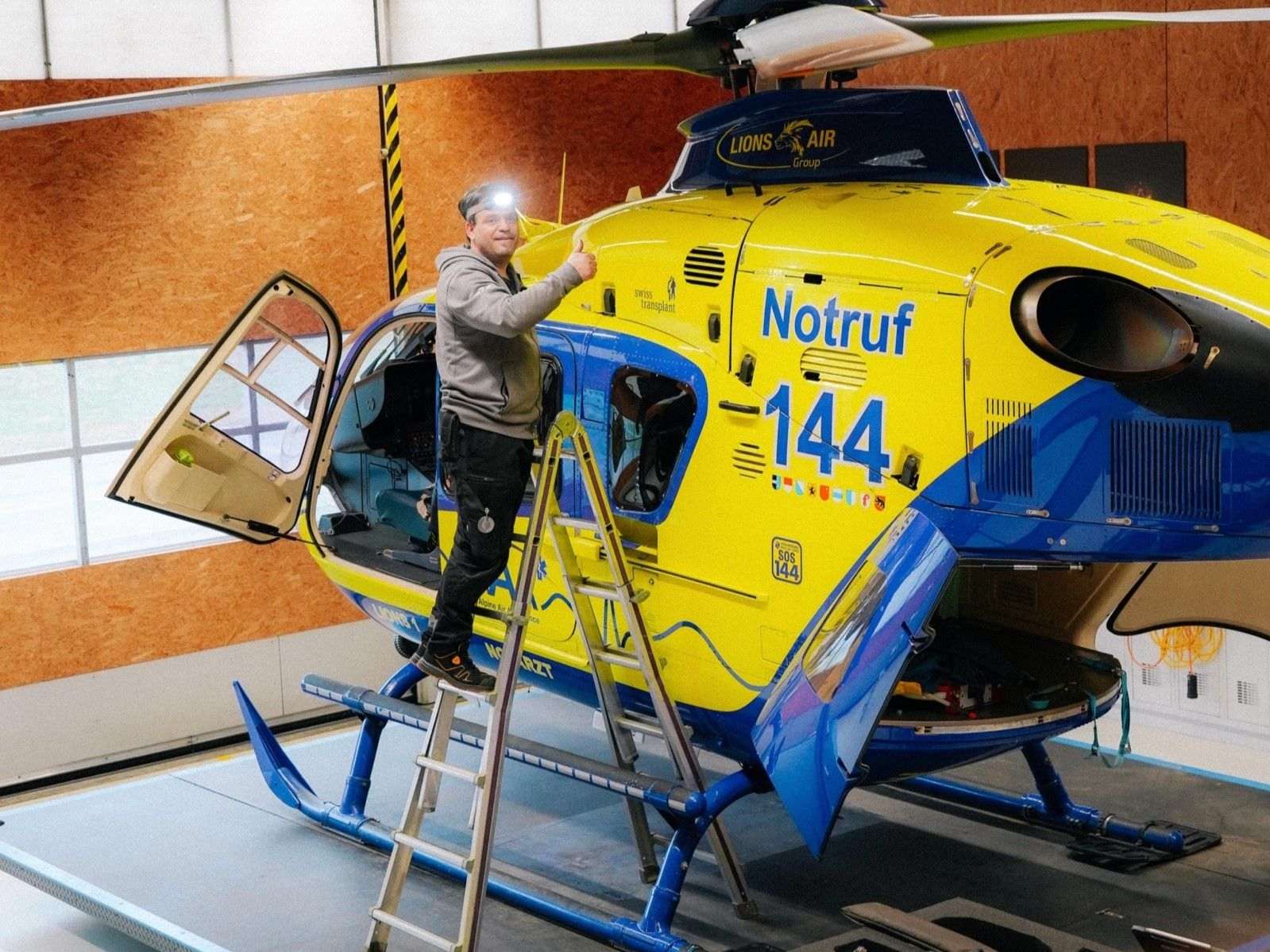 50/100 Stunden Kontrolle am Heli